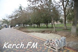 Реконструкцию Молодежного парка в Керчи не завершили в обещанный срок