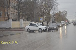 На военкомате в Керчи столкнулись Датсун и Део