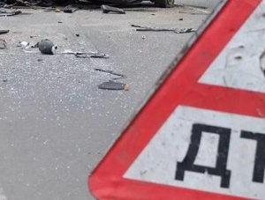 В лобовом ДТП в Крыму пострадал водитель мотоцикла