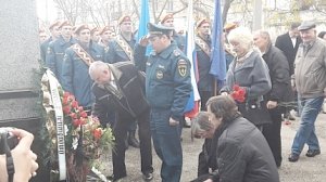 Сотрудники МЧС Севастополя почтили память почтили память Героев