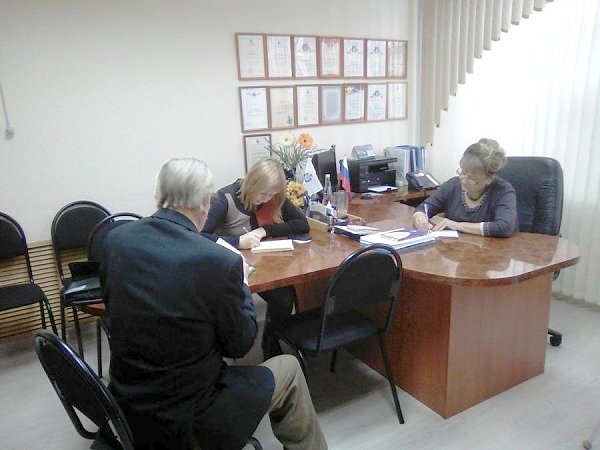 Первый секретарь Саратовского обкома КПРФ Ольга Алимова посетила Татищевский район