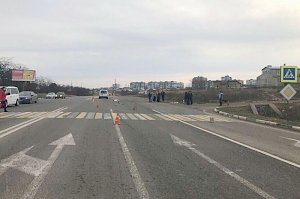 Автомобилист сбил бабушку с внуком на пешеходном переходе на объезде Симферополя