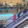 Ксения Собчак приехала на пресс-конференцию Путина в красном платье