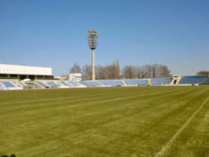 Футбольного газона на главной спортарене Крыма в реальных условиях не осталось
