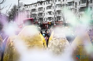 В столице Крыма День Святого Николая отмечают благотворительной ярмаркой