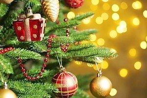В МЧС Керчи сообщили, как правильно устанавливать новогоднюю елку в помещении