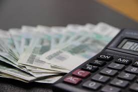 Три симферопольских предприятия накопили задолженности по зарплатам на сумму более 10 млн рублей