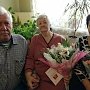 В Керчи ветеран ВОВ Ольга Новикова отметила свои 90 лет