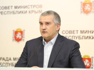 Сергей Аксёнов обяжет чиновников постоянно устраивать встречи с журналистами