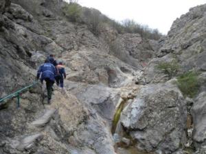 Безопасность жителей и гостей Крыма в горах в зимнее время по-прежнему актуальна, — МЧС