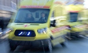 В Евпатории в ДТП с микроавтобусом и скорой пострадали четыре человека