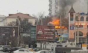 На улице Пожарова в Севастополе сгорел дом скорби