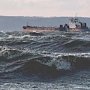 Крымские пограничники спасли двух моряков с терпящего бедствие буксира