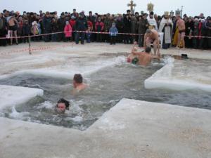 В Крыму определили 24 места для купания во время Крещения
