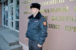 Офицер Росгвардии раскрыл кражу в столице Крыма раньше, чем её обнаружил потерпевший