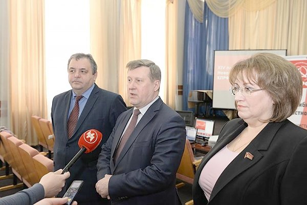 Лидеры КПРФ в Новосибирске: Будем работать на результат
