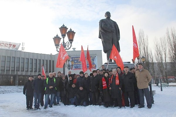 Калининградские коммунисты провели Вахту памяти в годовщину смерти В.И. Ленина