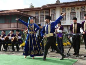 В столице Крыма пройдёт День крымскотатарского женского костюма