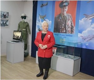 Выставка, посвящённая известному крымско-татарскому лётчику, открылась в Симферополе