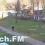 В Керчи неизвестные разбили плафоны на фонарях в районе Кирова