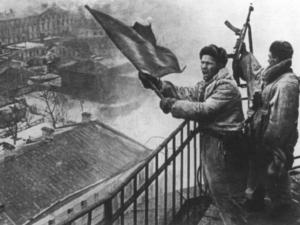 Сталинград навсегда останется символом доблести наших воинов, — Аксёнов