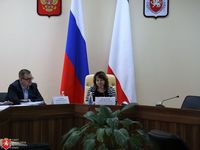 Лариса Опанасюк сделала совещание, посвященное юридическому сопровождению и судебно-претензионной работе в муниципальных образованиях Крыма