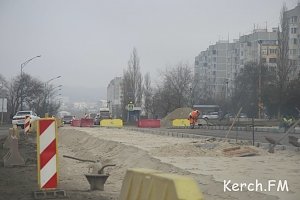 В Керчи заасфальтировали закрытую часть дороги на Верхнем Солнечном