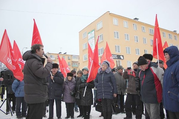 Карельские коммунисты провели митинг а поддержку программы партии
