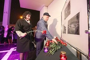 В столице Крыма почтили память погибших в крушении самолёта Ан-148