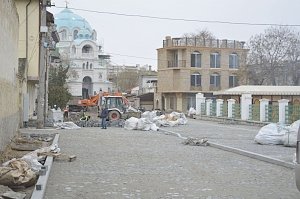 Возведение новой набережной продолжается в Саках