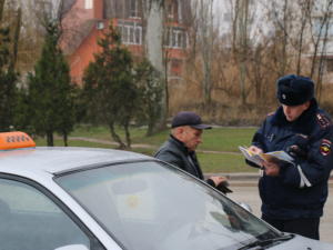 В Крыму снизилось количество нелегальных такси, — отчёт налоговой