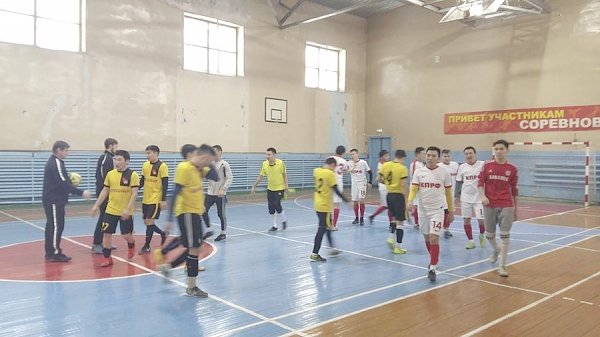Якутия. Коммунисты организовали турнир по мини-футболу
