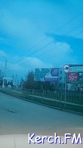 На Мирошника в Керчи установили знаки, запрещающие движение грузовых автомобилей