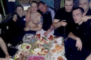 В Крыму оглашают приговор самой кровавой банде Крыма 90-х «Башмаки»