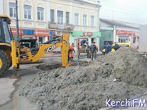 На Пролетарской в Керчи вновь частично перекрыли дорожное движение