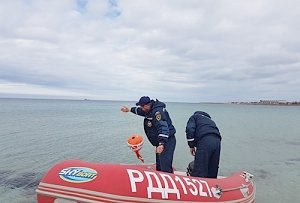 Перед курортным сезоном спасатели проводят занятия на водных объектах