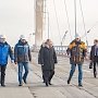 Строители пригласили Путина на открытие автодорожной части Крымского моста в мае