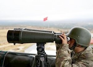 В Турции заверили "внимательно следить" за Крымом и признали татар турками