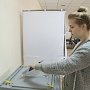 Студенты Симферополя активно голосуют на одном из избирательных участков столицы
