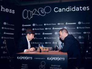 Вничью завершил очередную партию на турнире претендентов шахматист Карякин