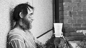 Из-за отсутствия в Севастополе соцприюта бездомные вынуждены умирать на улицах