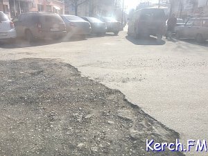 Керченский водоканал вновь оставил после себя ямы