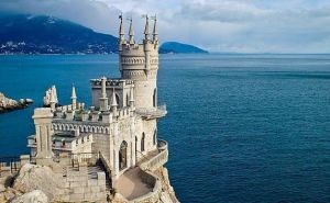«Ласточкино гнездо» в Крыму поставят на особый учёт