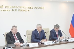 Владимир Колокольцев принял участие в международной научно-практической конференции по вопросам сотрудничества в противодействии экстремизму и терроризму