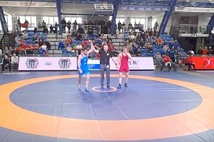 Крымский борец Адам Курак выиграл международный турнир в Таллине