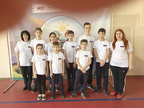 В Сочи при поддержке Анатолия Бифова проведен шахматный турнир между школьников