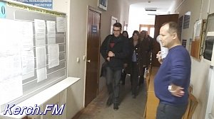 Огнеборцы провели учения в керченском центре занятости
