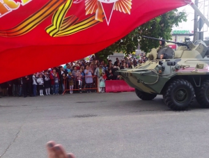 В военных парадах в Крыму примут участие более 3 тыс. человек