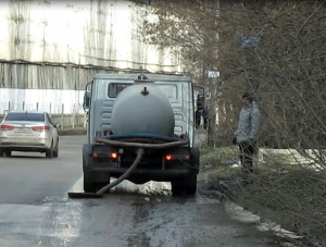 В Симферополе несанкционированно сливали отходы