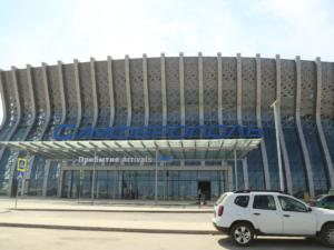 С 16 апреля пассажиры, вылетающие из Симферополя должны будут приехать в новый аэровокзальный комплекс